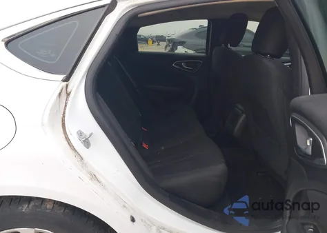 2015 Chrysler 200 Limited from USA, damaged, VIN 1C3CCCAB3FN570192